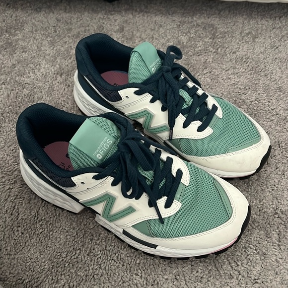 FIGS New Balance 574S - Picture 1 of 7